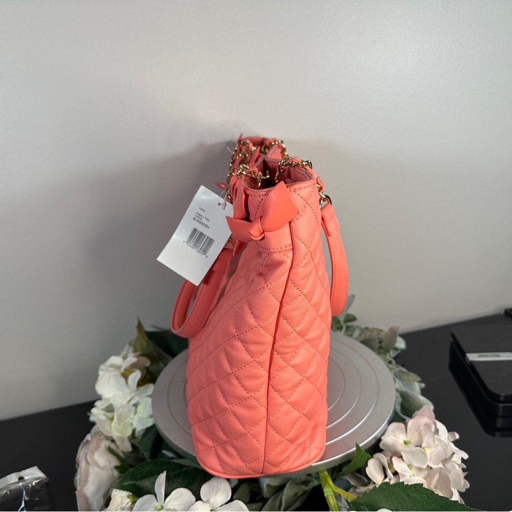 Betsy Johnson Family Ties Tote In Coral NWT - Picture 4 of 10